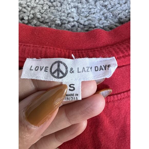 Love & Lazy Days Shirt Womens S Red Cropped Tokyo Japan Graphic Crew Neck Tee - Picture 2 of 6